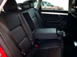 A4 Quattro Red 2006 Rear seat drink edited.jpg