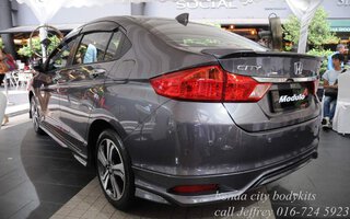 2014_Honda_City_Modulo_002[1].jpg