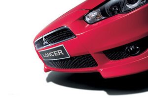 lancer_exterior_grille.jpg