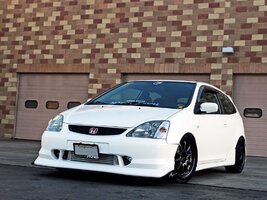 htup_0804_17_z+2004_ep3_honda_civic_si_hatchback+front_view+jdm_2002_itr_front_end_conversion_wa.jpg