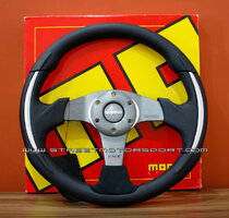 momorace3000leather.jpg